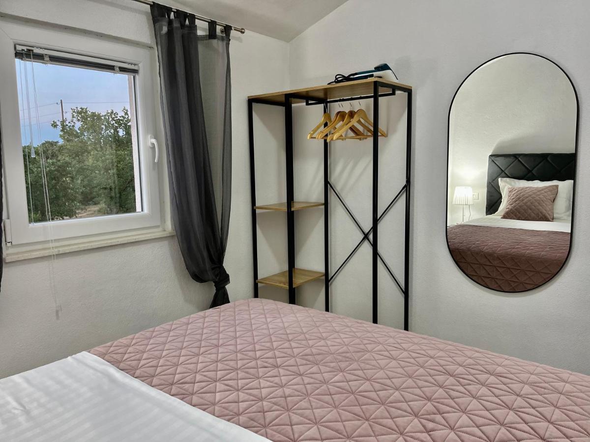 Apartments Fortuna Biograd Na Moru Buitenkant foto