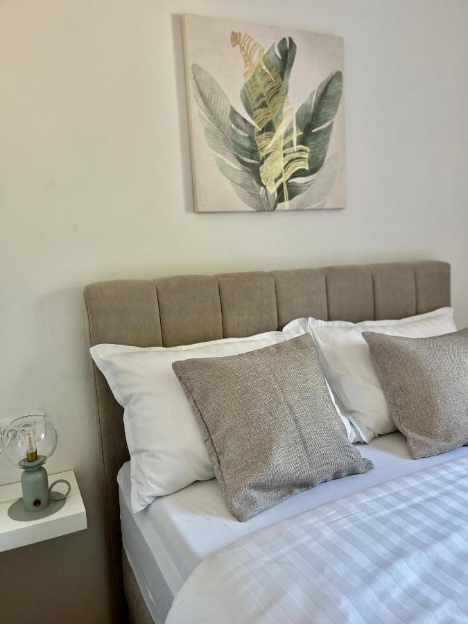 Apartments Fortuna Biograd Na Moru Buitenkant foto