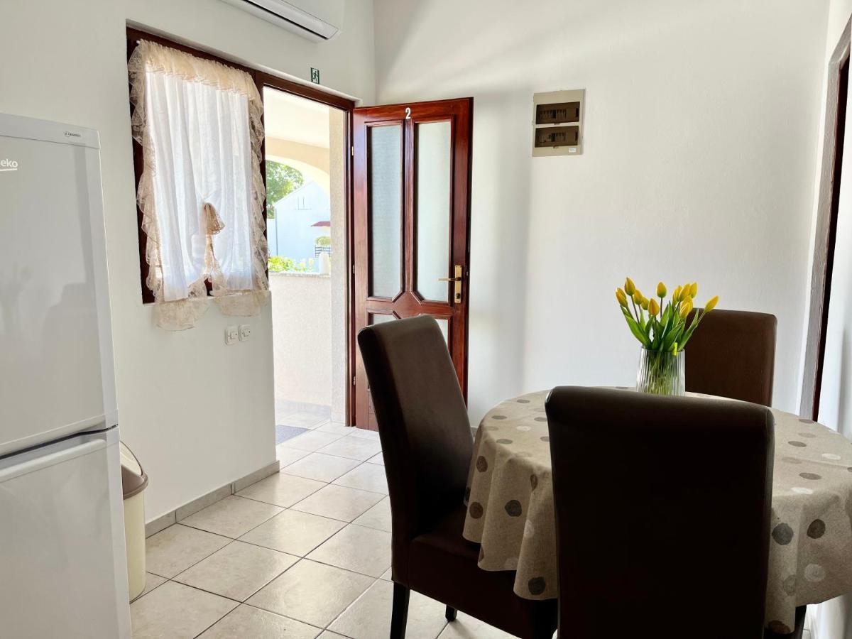 Apartments Fortuna Biograd Na Moru Buitenkant foto