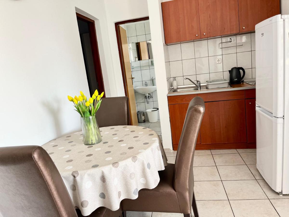 Apartments Fortuna Biograd Na Moru Buitenkant foto